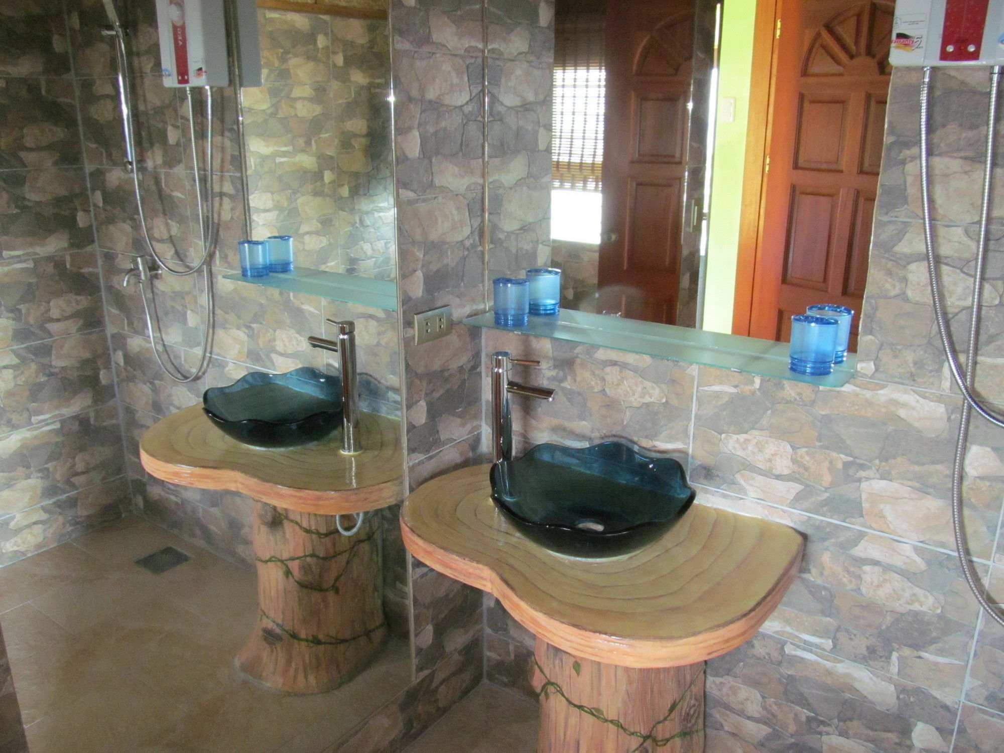 Parrot Paradise Resort Boljoon Eksteriør bilde
